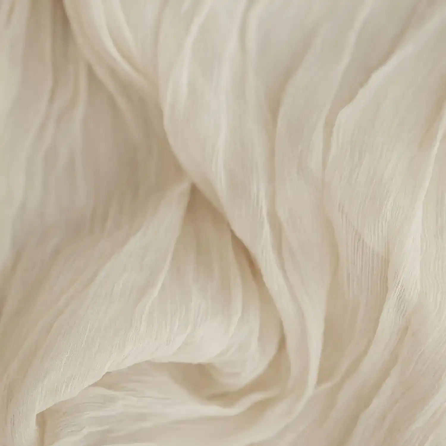 Portrait of Katelyn L, a professional stylist at Luscious and Co. Beauty, showcasing their expertise and style.