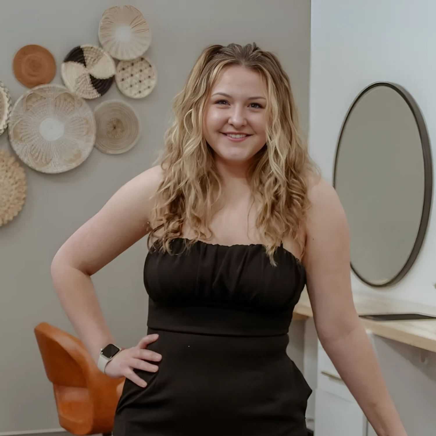 Portrait of Phoebe, a professional stylist at Posh Salon And Boutique, showcasing their expertise and style.