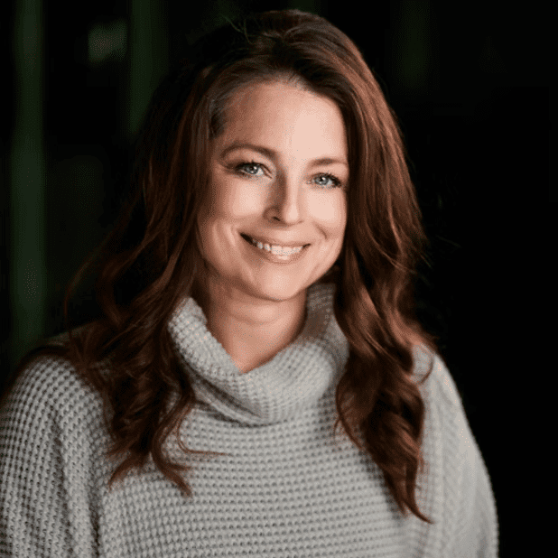 Portrait of Amy, a professional stylist at Salon Bliss & Spa, showcasing their expertise and style.